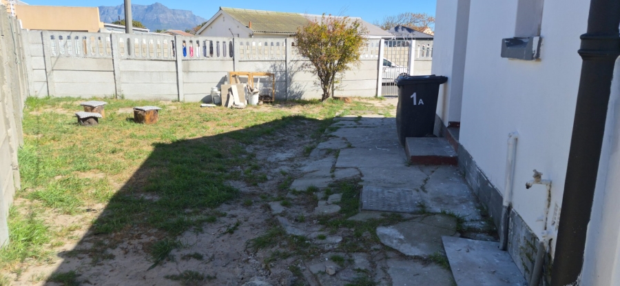 1 Bedroom Property for Sale in Ruyterwacht Western Cape